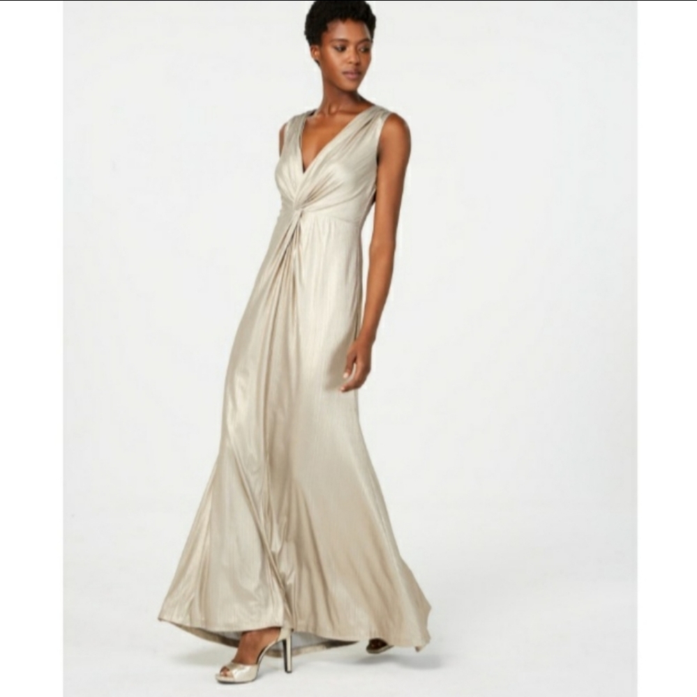 NWT Calvin Klein  Champagne metallic knot front gown size 4